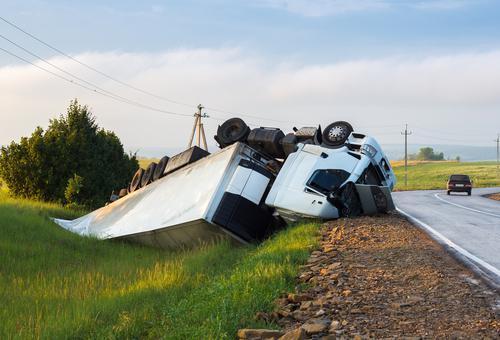 Collision Risks of Tractor Trailer Trucks Illinois personal injury lawyer, Illinois wrongful death attorney, Illinois truck accident lawyer,